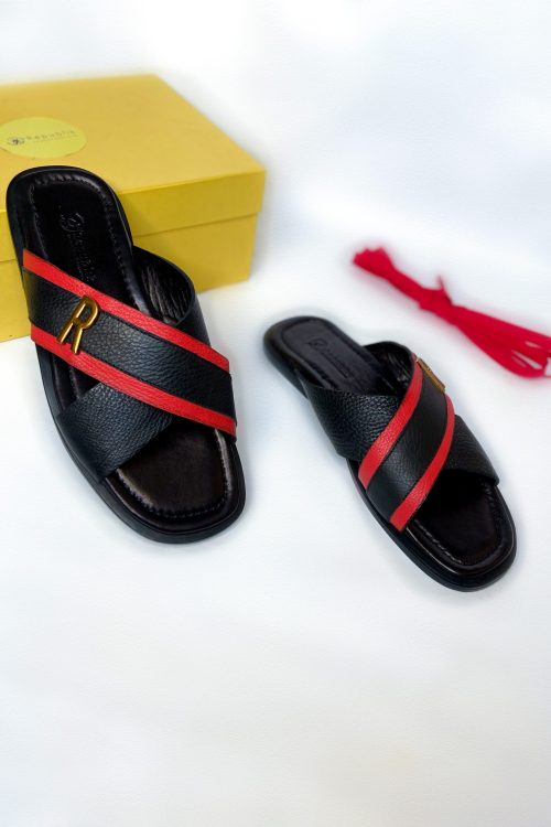 TOBY Slippers
