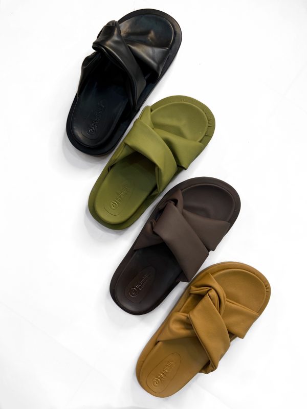 AISE Platform Leather Slippers