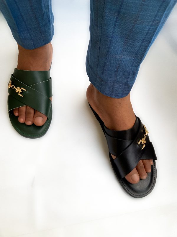 UZOR Slippers